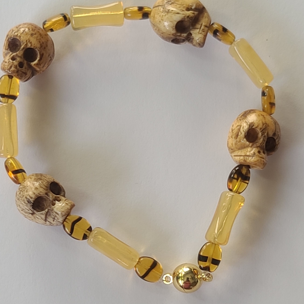 Handmade Skull & Bones Bracelet - Gender Neutral